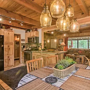 https://south-lake-tahoe-cabin-w-deck-and-fire-pit.insouthlaketahoe.com